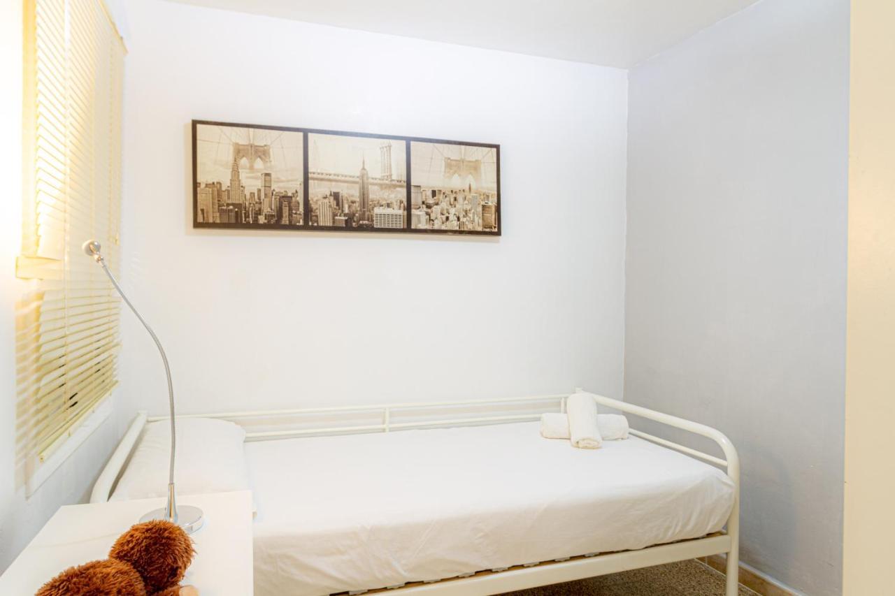 Residencial Costamar Next Bcn, 50M Beach With Swimming Pool 滨海卡夫雷拉 外观 照片