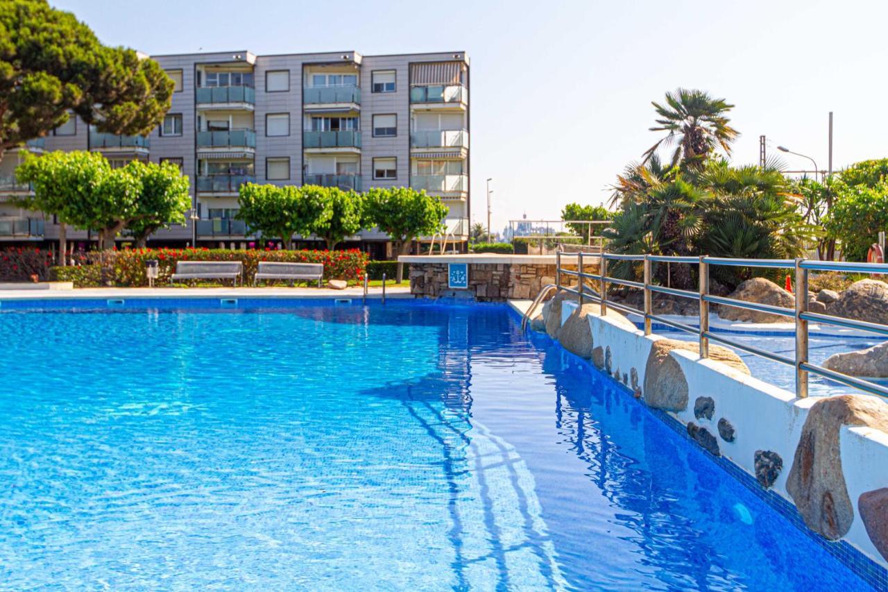 Residencial Costamar Next Bcn, 50M Beach With Swimming Pool 滨海卡夫雷拉 外观 照片